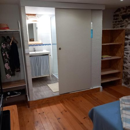 Les Cedres Bleus De Joany Apartment Viviez Exterior foto
